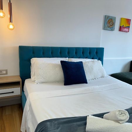 Tirana Elegant Apartment 外观 照片