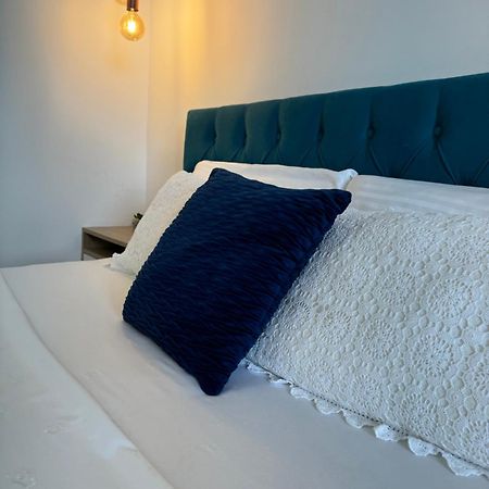Tirana Elegant Apartment 外观 照片
