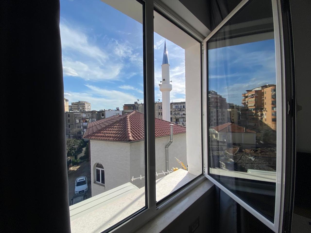 Tirana Elegant Apartment 外观 照片